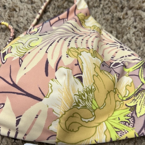 NWT Amuse Society top - Picture 3 of 3